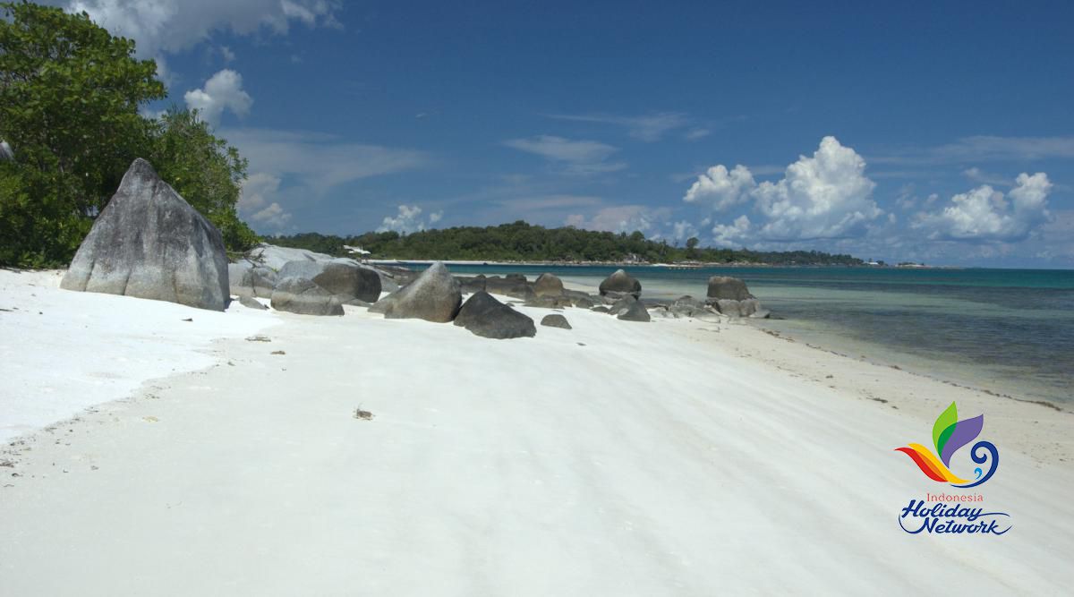 belitung destination Pantai Bebilain
