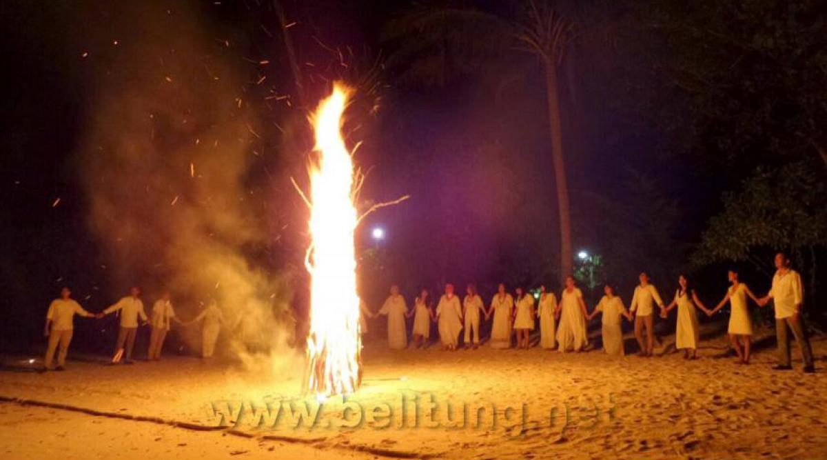 Bonfire @ Beach