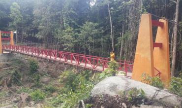 Bukit Peramun|Peramun Hill|佩拉蒙山|بيرامون هيل